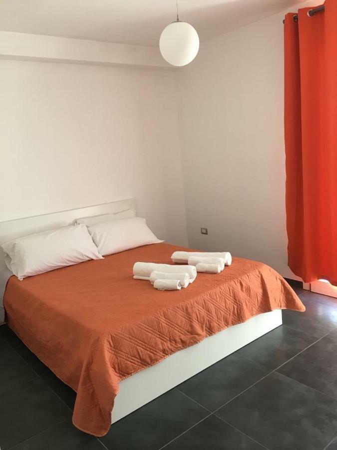 Bilo Arancione Porto Torres Exterior photo